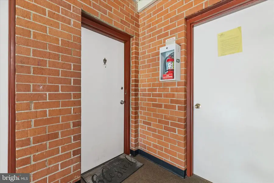 11334 Cherry Hill Rd #2-j20, Beltsville, MD 20705 - #3