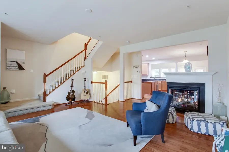 915 Hall Station Dr, Bowie, MD 20721 - #3