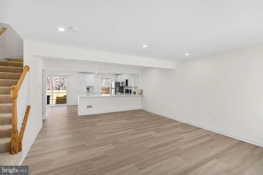 6013 N Hil Mar Cir, District Heights, MD 20747 - #2