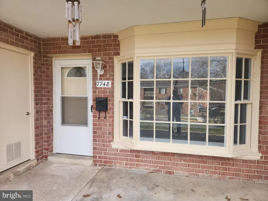 7748 Lakecrest Dr, Greenbelt, MD 20770 - #3