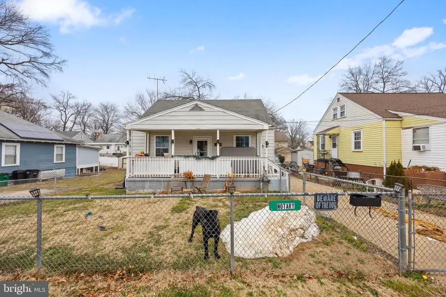 409 70th St, Capitol Heights, MD 20743 - #3