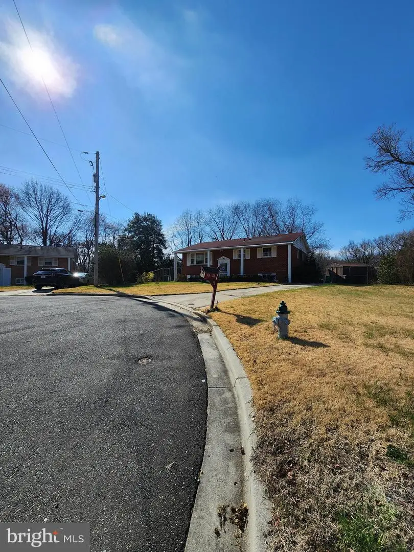 9520 Knight Ct, Upper Marlboro, MD 20772 - #2