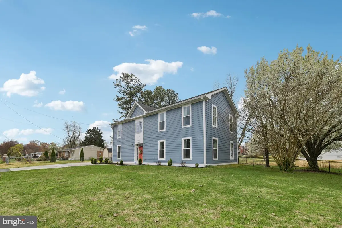 8401 Rockwell Dr, Clinton, MD 20735 - #1