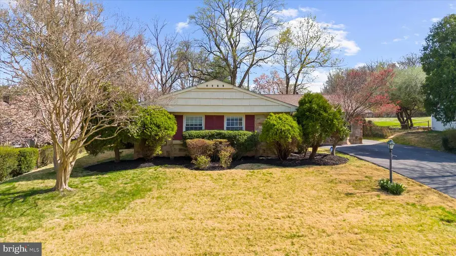 12802 Kemper Ln, Bowie, MD 20715 - #3