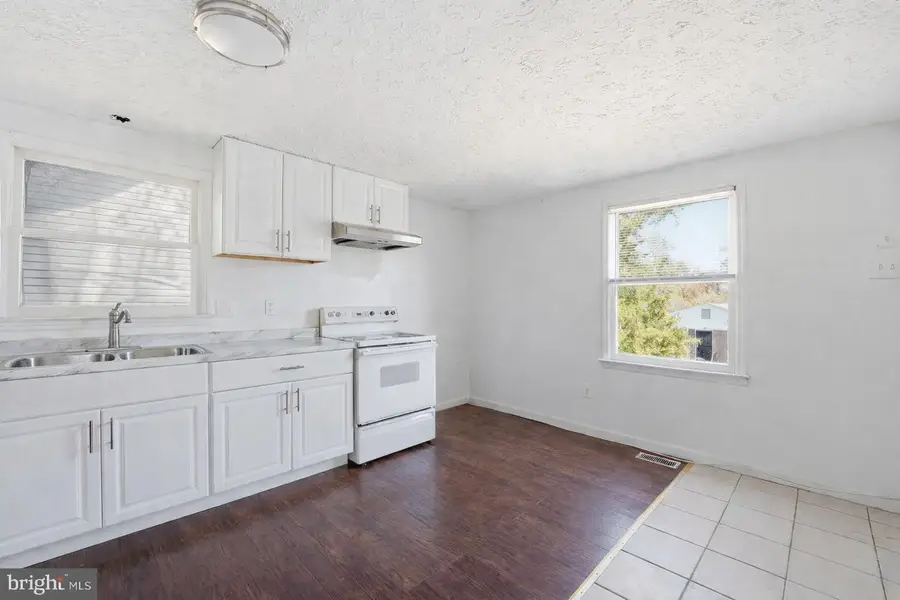 20 Tunic Ave, Capitol Heights, MD 20743 - #3