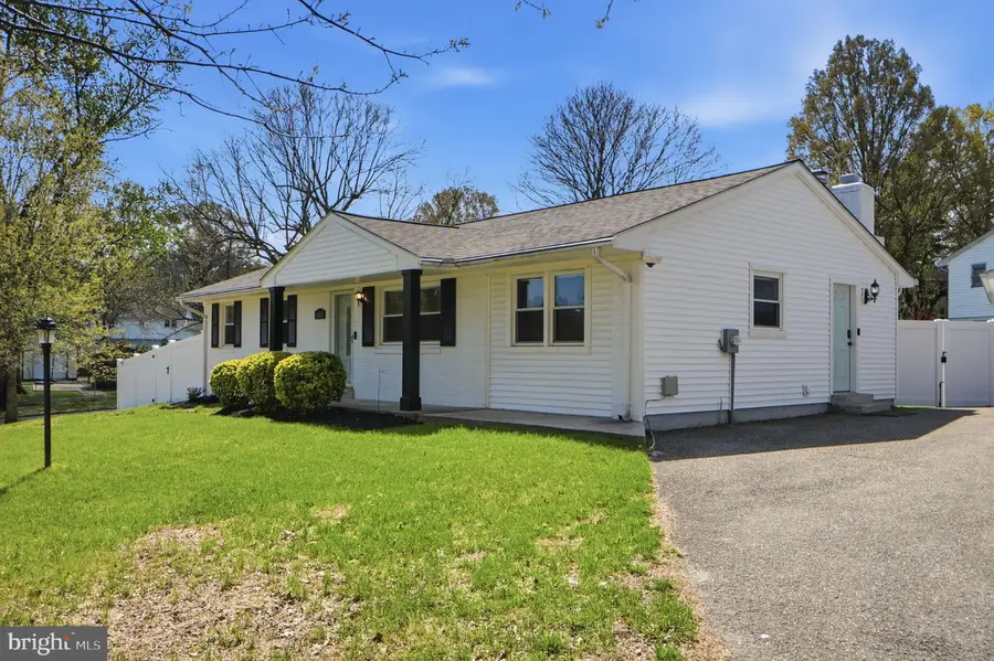 16111 Village Dr W, Upper Marlboro, MD 20772 - #3