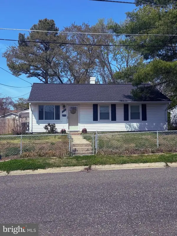 1010 Elkhart St, OXON HILL, MD 20745