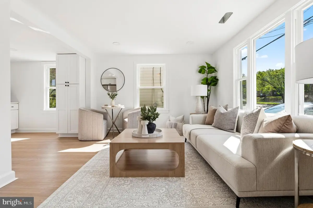 5608 Annapolis Rd, Bladensburg, MD 20710 - #1