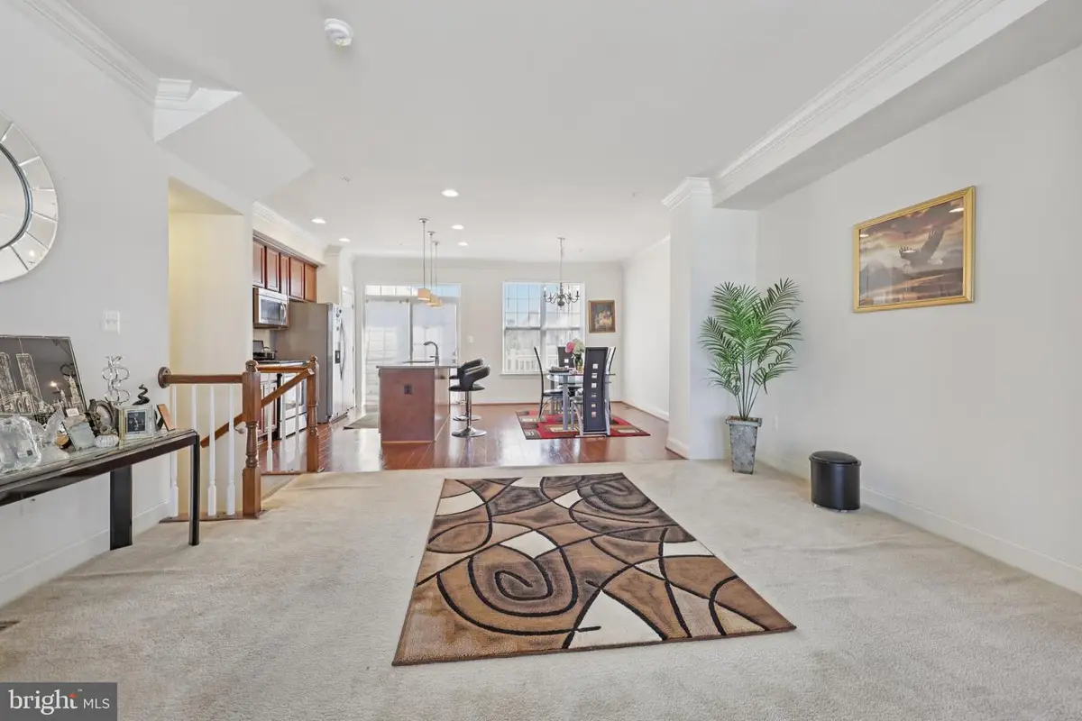 7206 Wood Meadow Way, Lanham, MD 20706 - #1