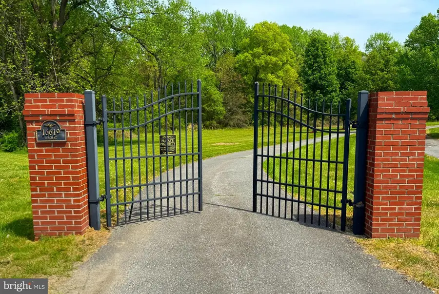 16619 Peach St, Bowie, MD 20716 - #2