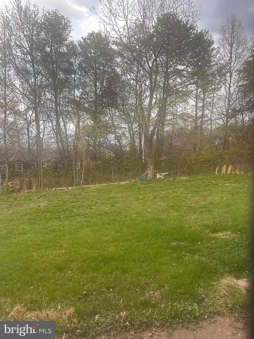 1849 Village Green Dr, Hyattsville, MD 20785 - #3