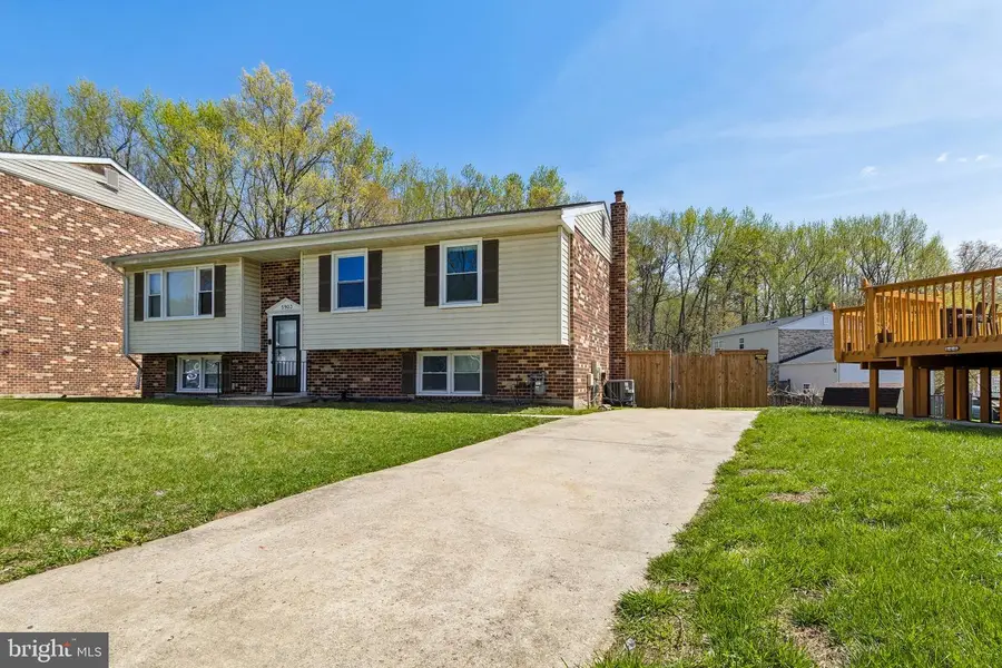 5903 Sylvia Ct, Clinton, MD 20735 - #2