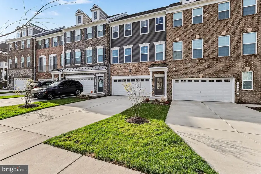 10878 Foxtrot Cir, Upper Marlboro, MD 20772 - #2