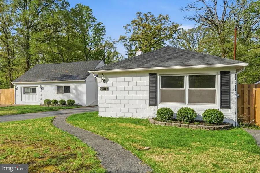 5107 Woodland Blvd, Oxon Hill, MD 20745 - #3