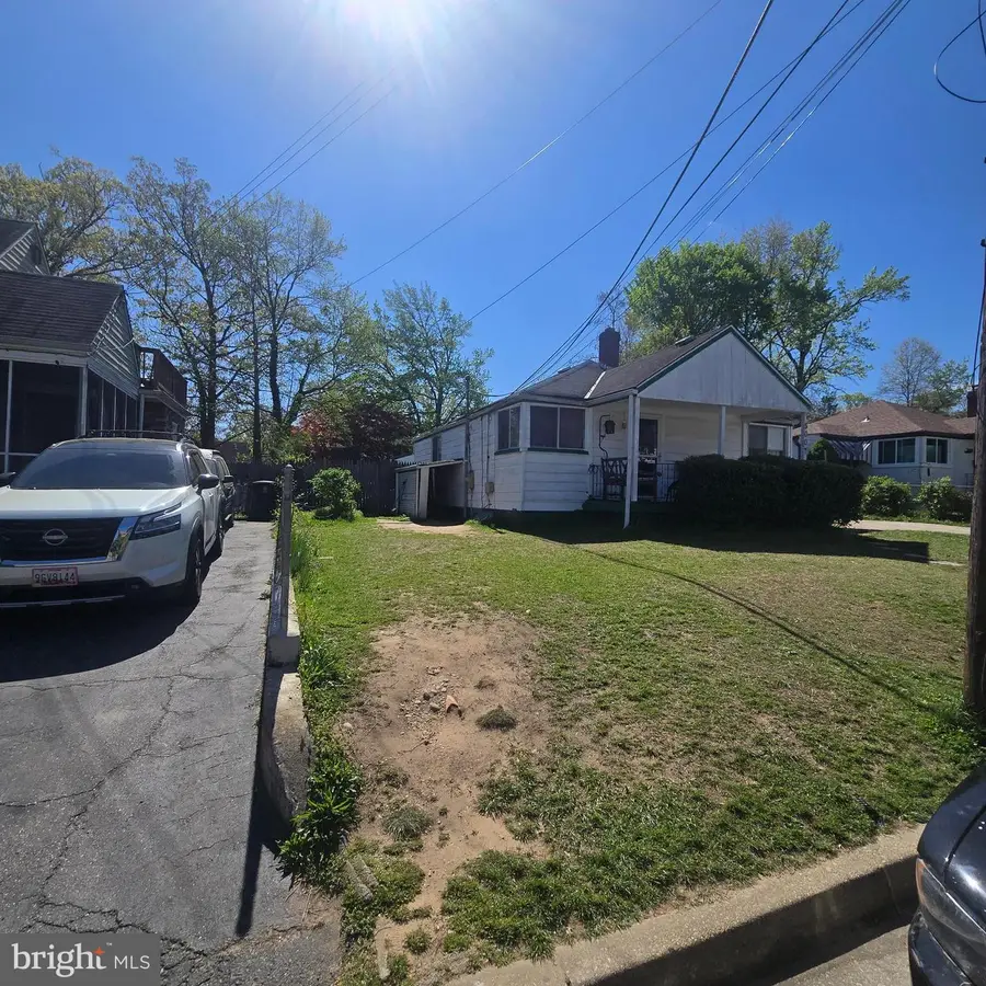 5007 54th Pl, Hyattsville, MD 20781 - #2