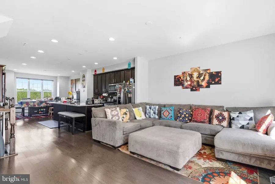 7312 Wood Trail Dr, Lanham, MD 20706 - #3