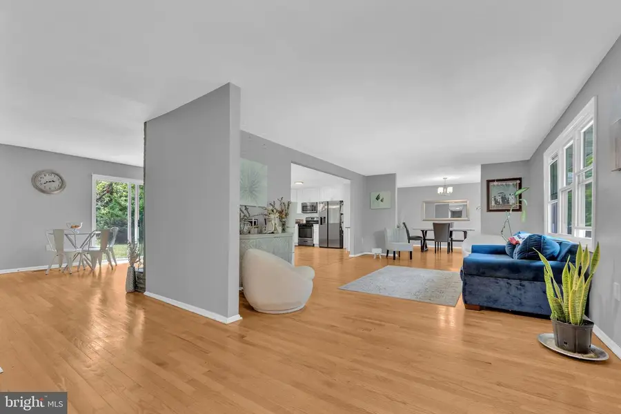 6201 Curtis Rd, Upper Marlboro, MD 20772 - #2