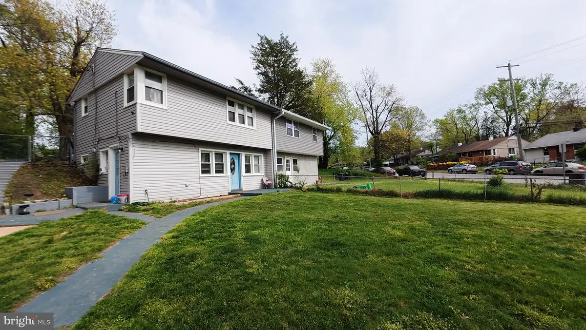 1901 Barlowe Pl, Hyattsville, MD 20785 - #1