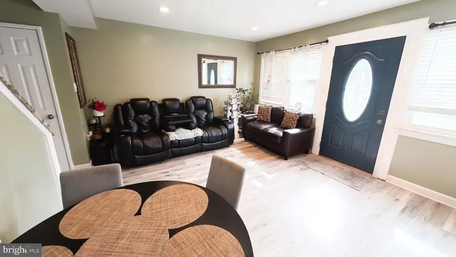 1901 Barlowe Pl, Hyattsville, MD 20785 - #3