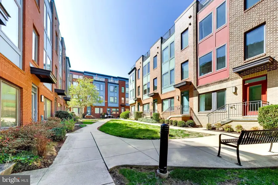 5656 46th Pl, Hyattsville, MD 20781 - #2