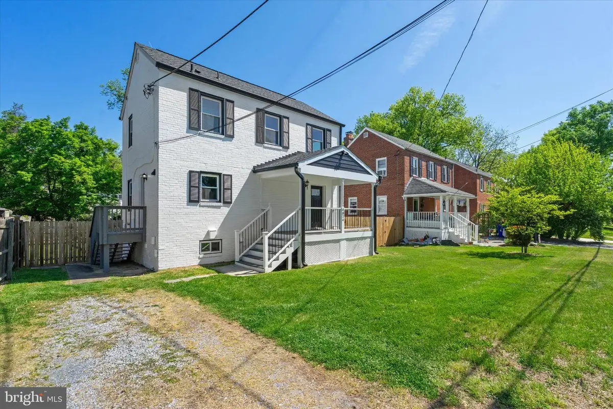 4814 Fox St, College Park, MD 20740 - #1