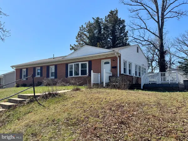 6528 Jodie St, HYATTSVILLE, MD 20784