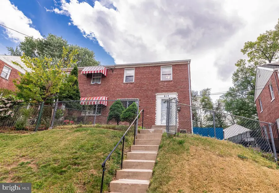 817 Berkshire Dr, Hyattsville, MD 20783 - #3