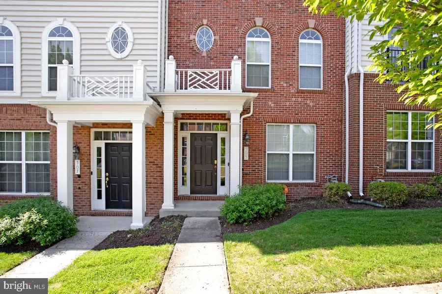 505 Jurgensen Pl, Hyattsville, MD 20785 - #3