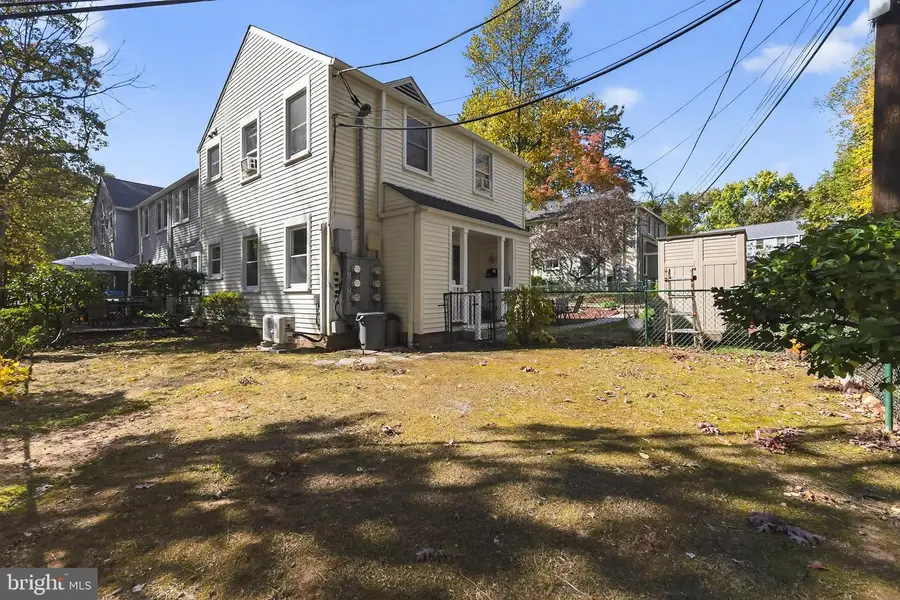 20-f Hillside Rd, Greenbelt, MD 20770 - #3