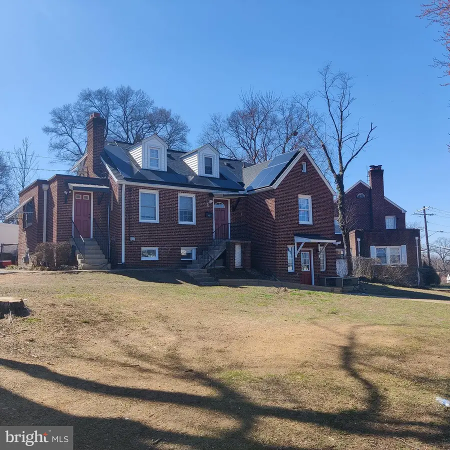 2 Seneca Dr, Oxon Hill, MD 20745 - #3