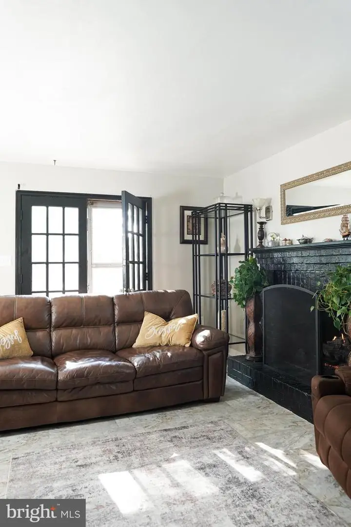 7901 Anne Ct, Clinton, MD 20735 - #3