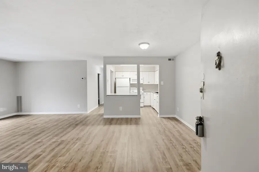 10114 Campus Way S #201-8c, Upper Marlboro, MD 20774 - #2