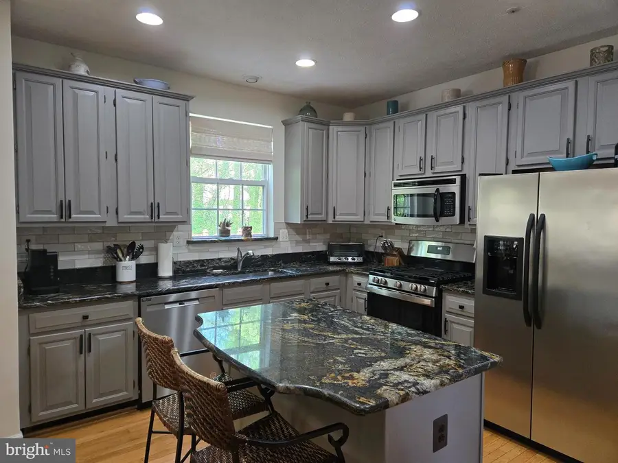 16104 Arrowroot Ct, Bowie, MD 20716 - #2