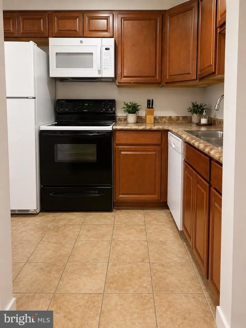 10107 Prince Pl #103-9b, Upper Marlboro, MD 20774 - #3