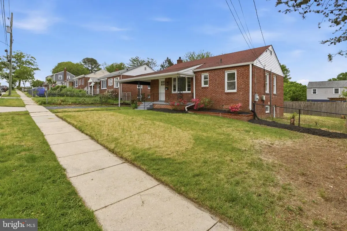 5013 Mineola Rd, College Park, MD 20740 - #1