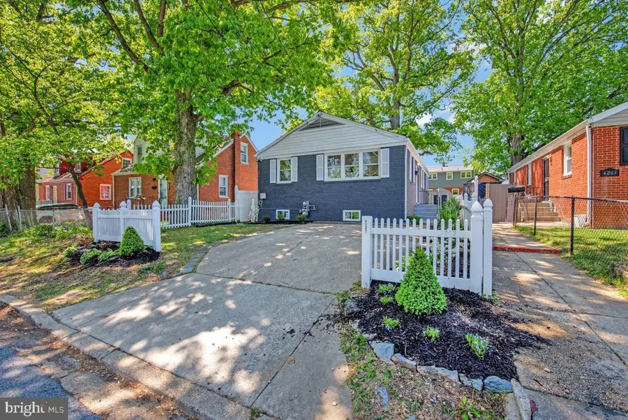 4207 Will St, Capitol Heights, MD 20743 - #2