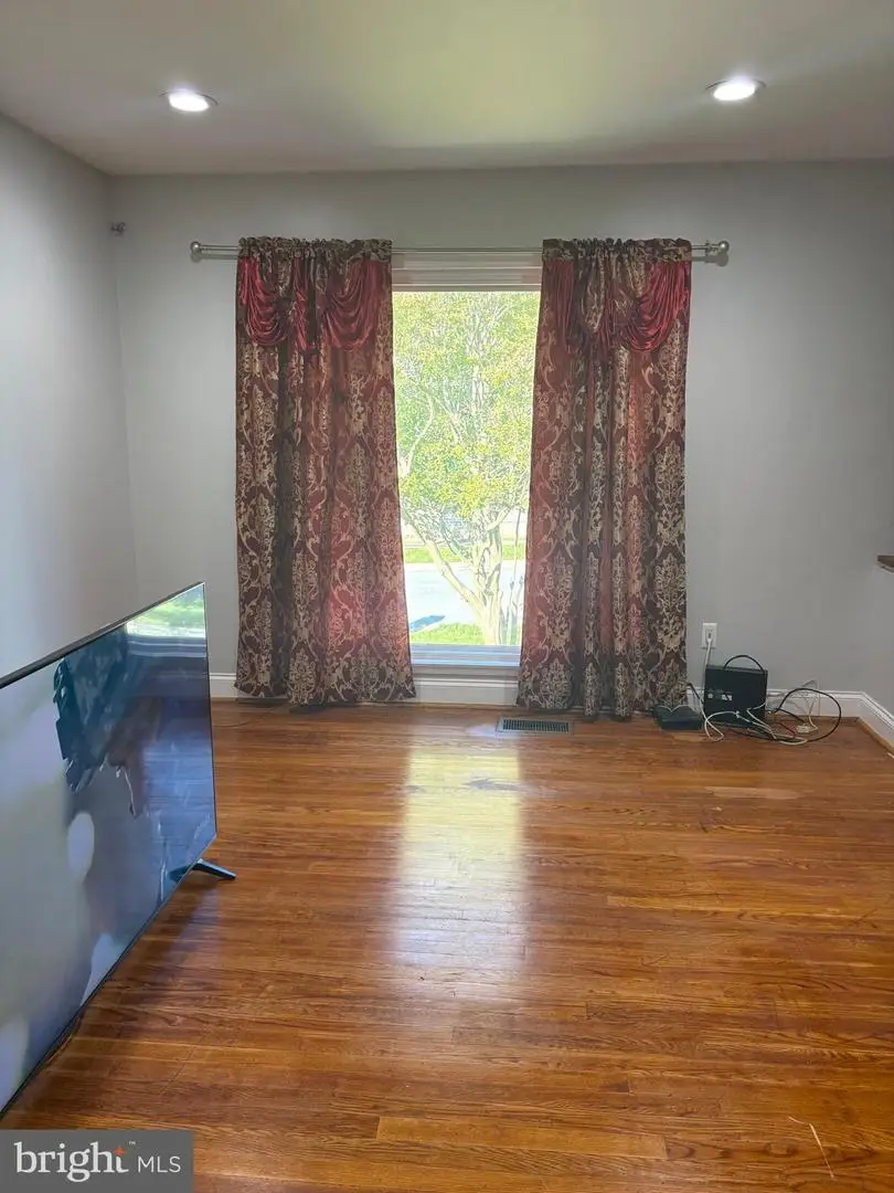8103 Manson, Hyattsville, MD 20785 - #3