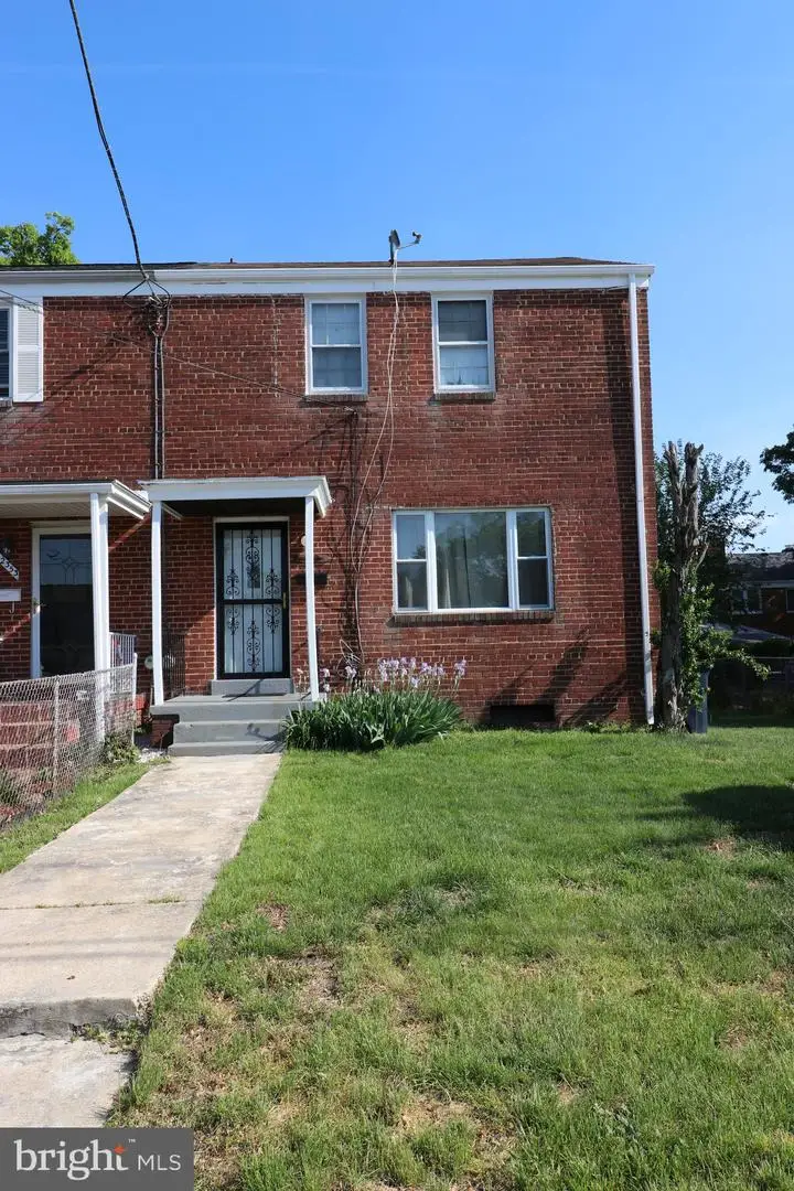 2351 Iverson St, Temple Hills, MD 20748 - #2