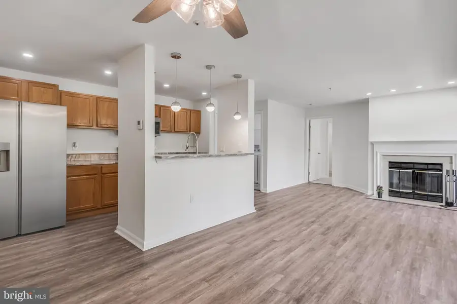 9700 Lake Pointe Ct #202, Upper Marlboro, MD 20774 - #3