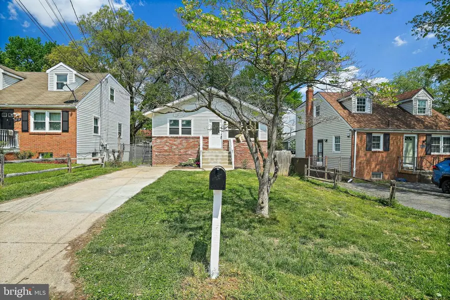 4810 Lexington Ave, Beltsville, MD 20705 - #2