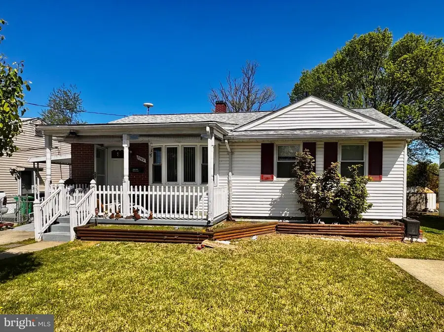 7302 Powhatan St, Lanham, MD 20706 - #2