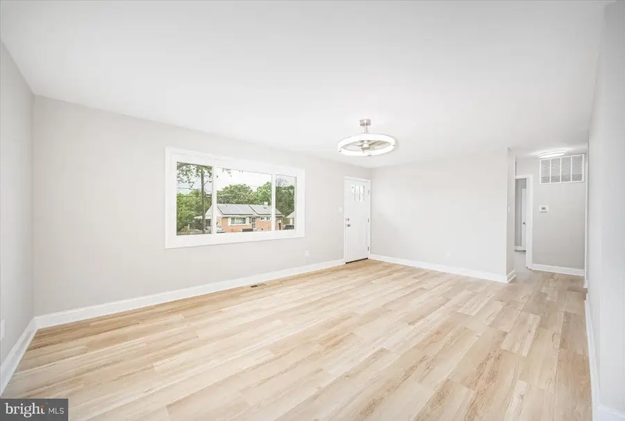 4865 66th Ave, Hyattsville, MD 20784 - #3