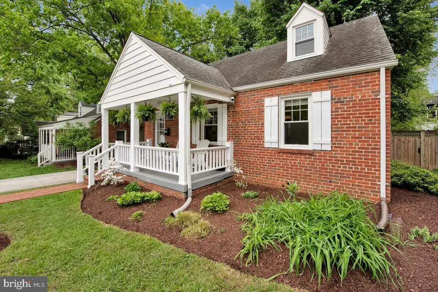 4205 Longfellow St, Hyattsville, MD 20781 - #2