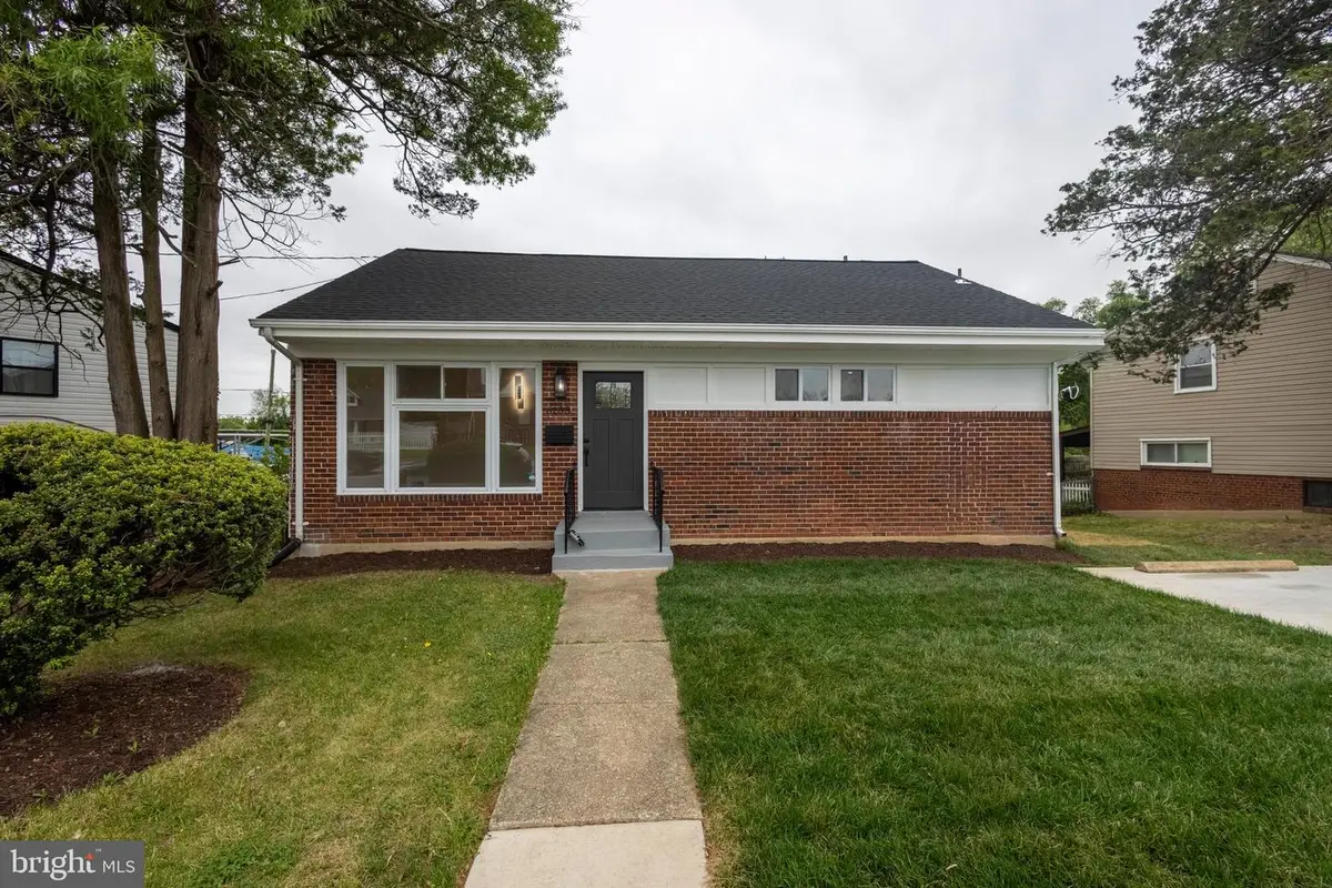 6233 Addison Rd, Capitol Heights, MD 20743 - #1