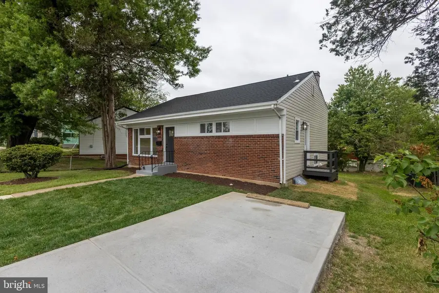 6233 Addison Rd, Capitol Heights, MD 20743 - #2