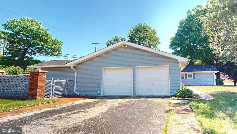 12200 Maycheck Ln, Bowie, MD 20715 - #3