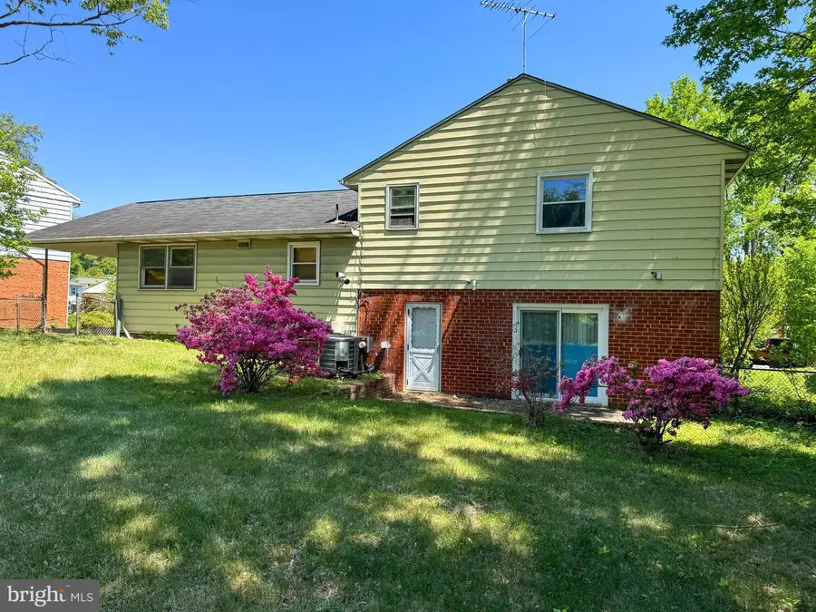 11009 Belton St, Upper Marlboro, MD 20774 - #2