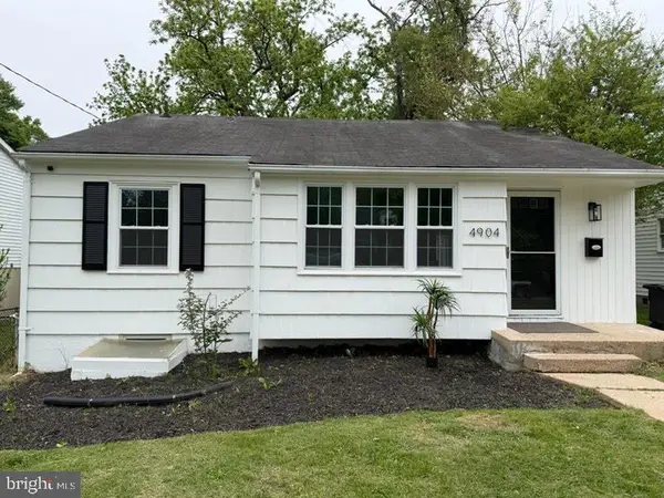 4904 41st Pl, HYATTSVILLE, MD 20781