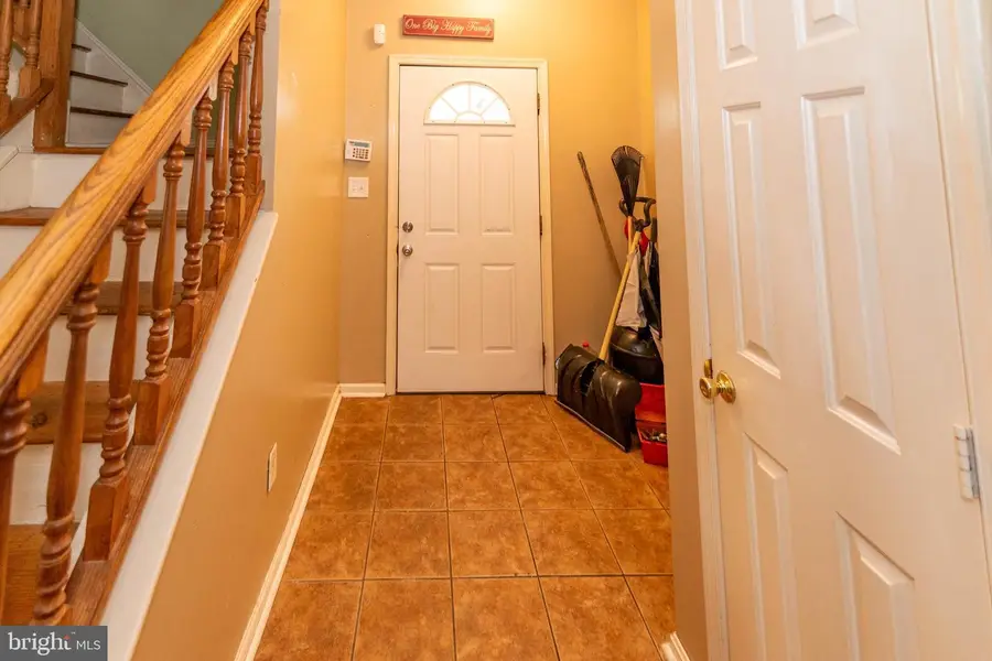 7001 Flag Harbor Dr, District Heights, MD 20747 - #3