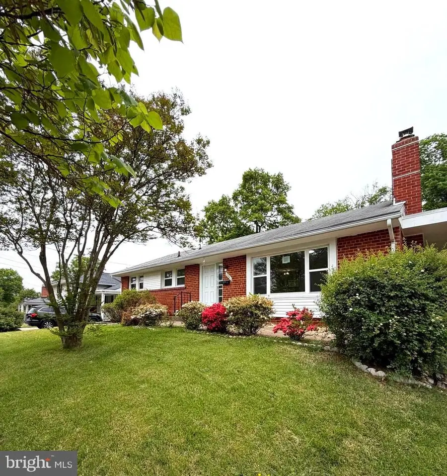5901 85th Pl, Hyattsville, MD 20784 - #2